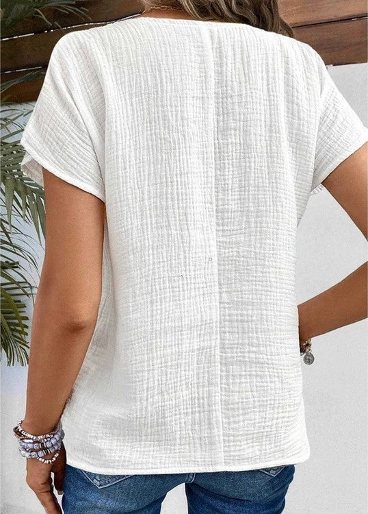 Juliana - Stylish Button Top